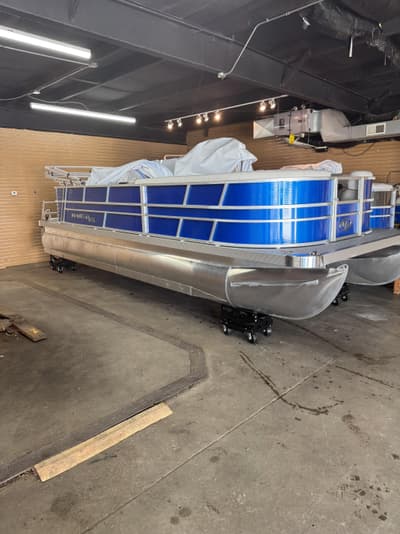 BOATZON | Montego Bay C8522DLXEBLG 2026