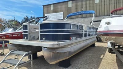 BOATZON | Montego Bay Pontoons 8522 C DLX 2016
