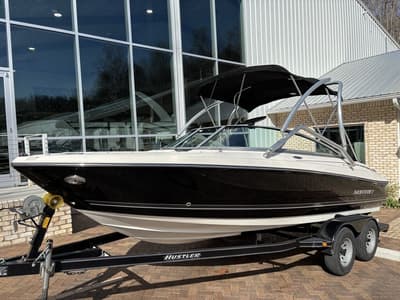 BOATZON | Monterey 194 FS 2011