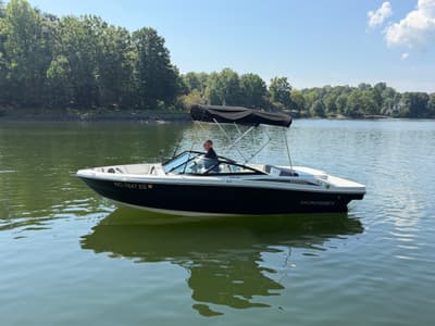 BOATZON | Monterey 196MFS MONTURA 2016