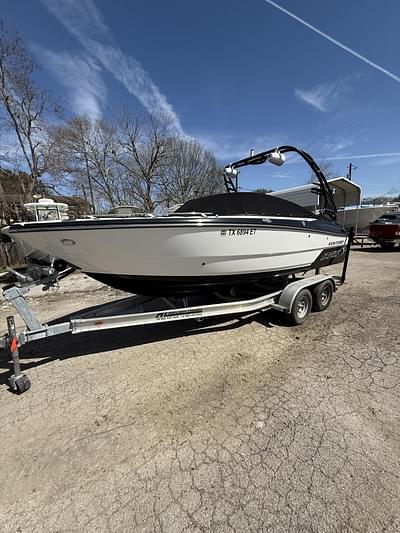 BOATZON | Monterey 218 SS 2020