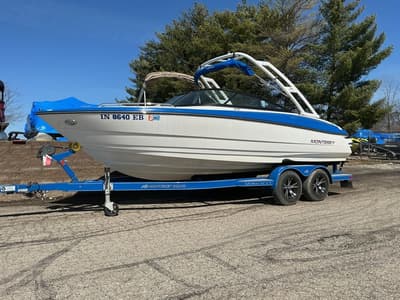 BOATZON | Monterey 224FS 2018