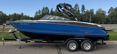 BOATZON | Monterey 224FS 2020