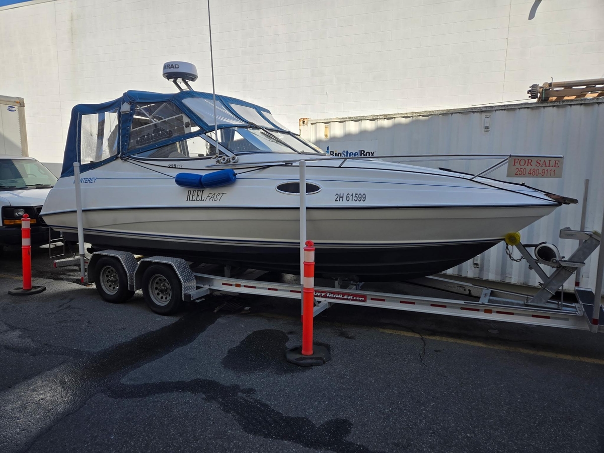 1992 Monterey 225SCR Cuddy - Sold Boat