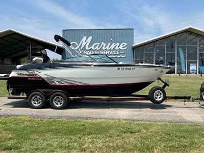 BOATZON | Monterey 234 SS 2014