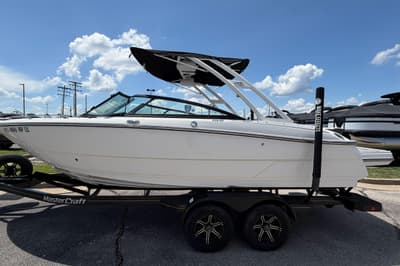 BOATZON | Monterey 238SS Super Sport 2023