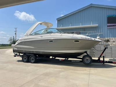 BOATZON | Monterey 260 SCR 2011