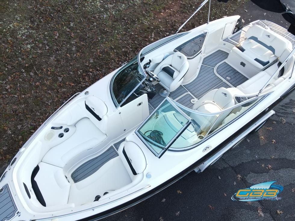 2013 Monterey 264FS - Sold Boat
