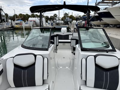 BOATZON | Monterey 275 SS 2021