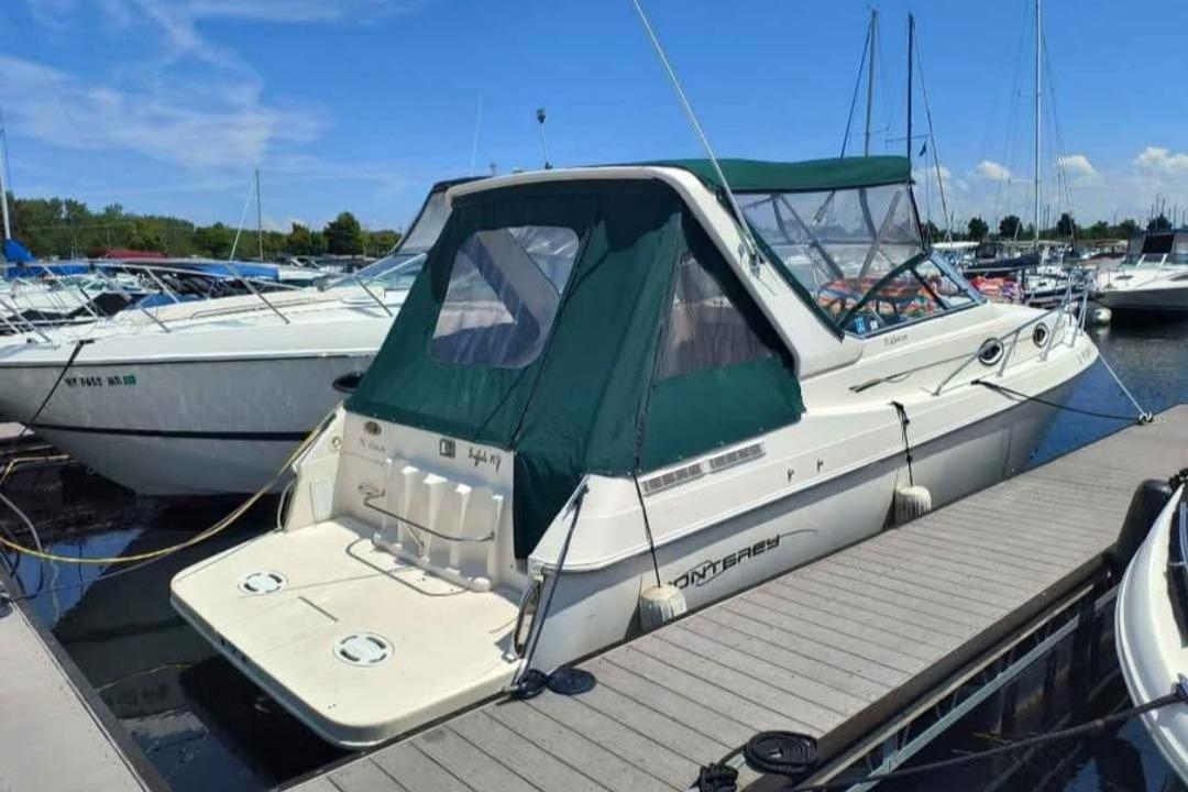 2000 Monterey 296 Cruiser - Sold Boat