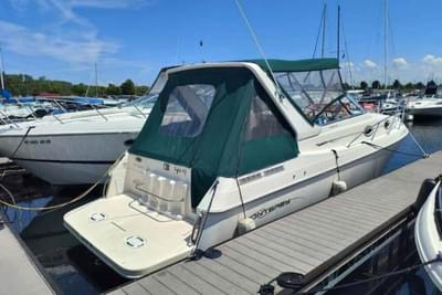 BOATZON | Monterey 296 Cruiser 2000