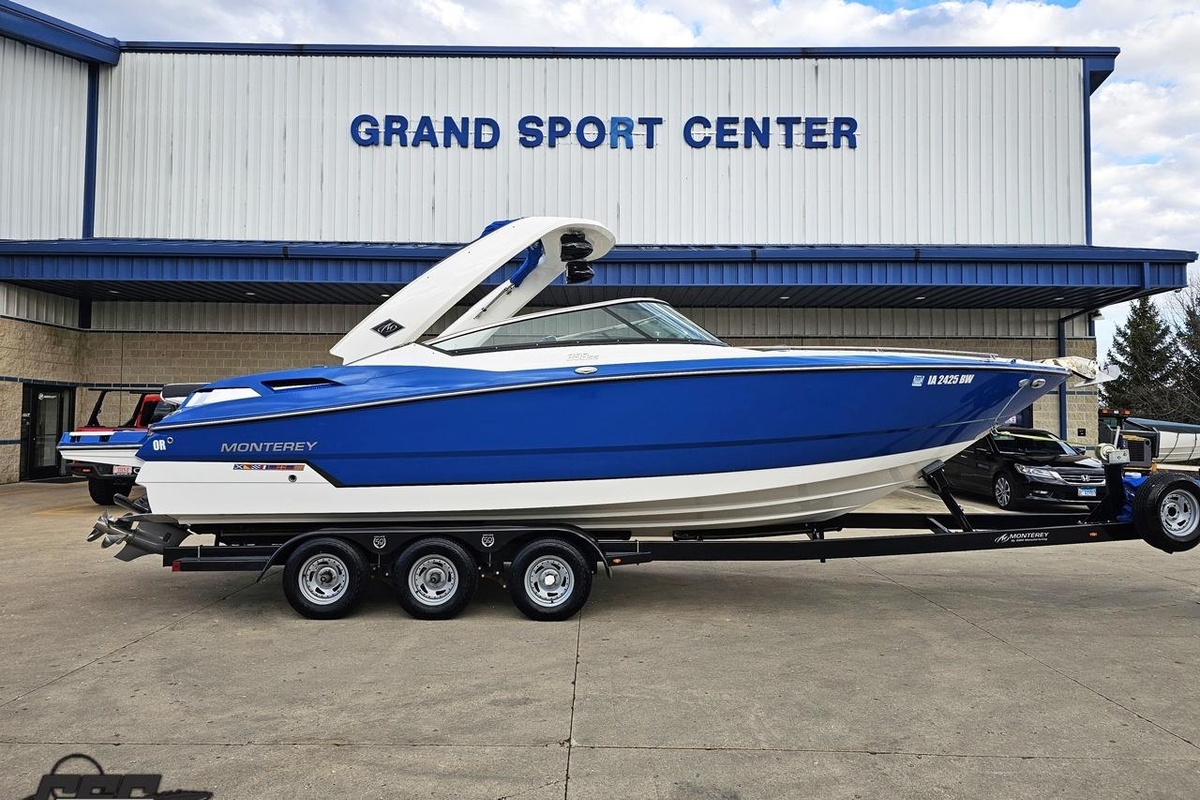 2017 Monterey 298SS Super Sport - Sold Boat