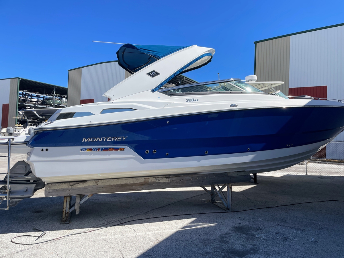 2019 Monterey 328SS Super Sport - Sold Boat