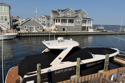 BOATZON | Monterey 378SE Super Express 2017