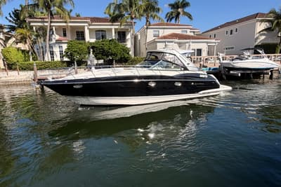 BOATZON | Monterey 400 Sport Yacht 2012