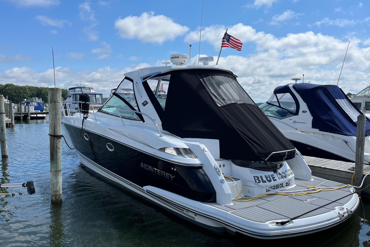 2015 Monterey 415 Sport Yacht - Sold Boat