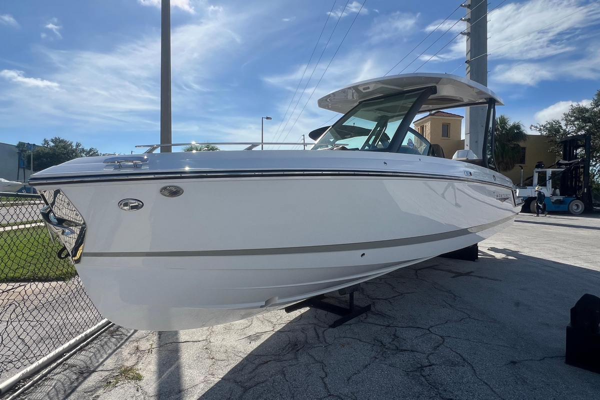 2026 Monterey Elite 27 OB - Sold Boat