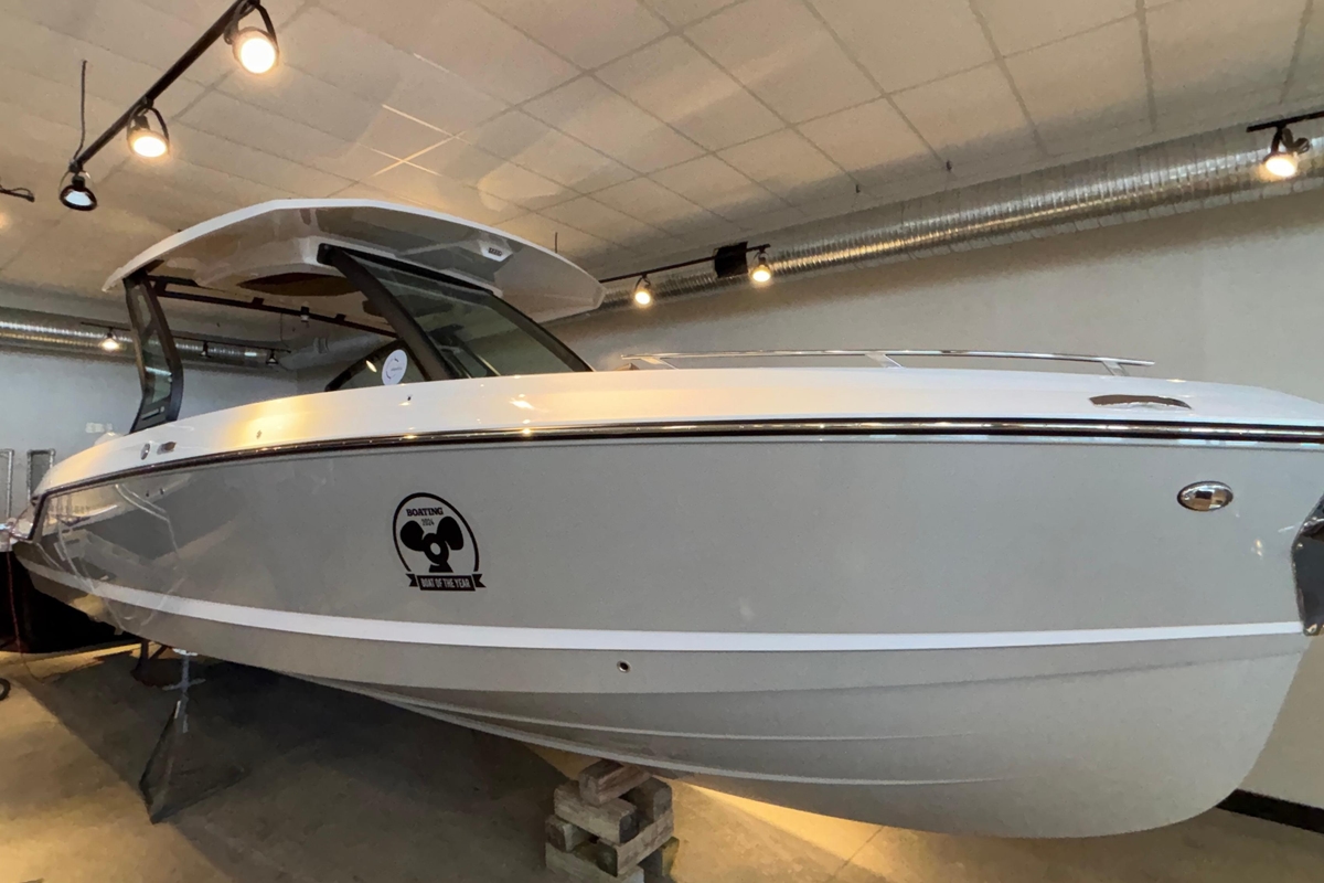 2026 Monterey Elite 30 OB - Sold Boat