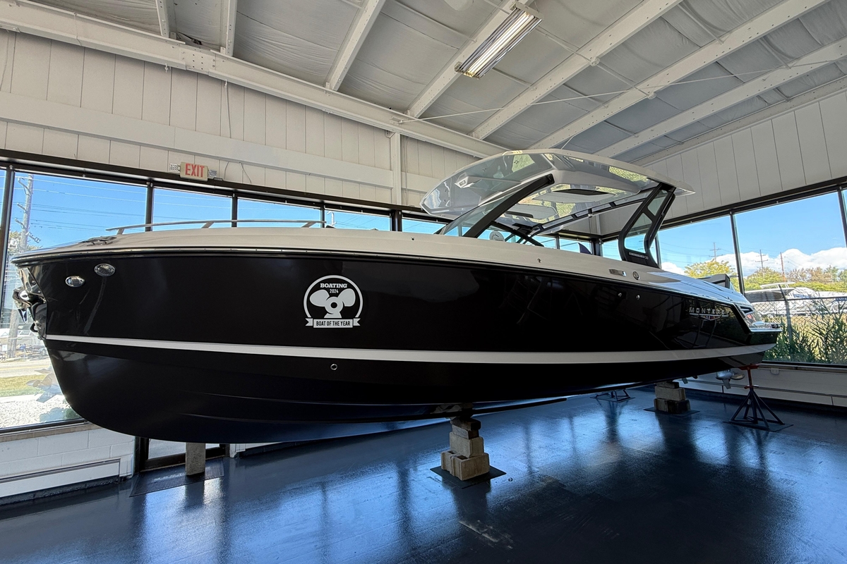 2026 Monterey Elite 30 OB - Sold Boat