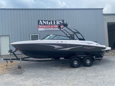 BOATZON | Monterey M22 2025