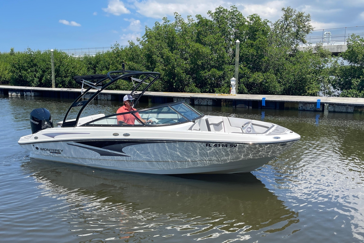 2021 Monterey M225 - Sold Boat