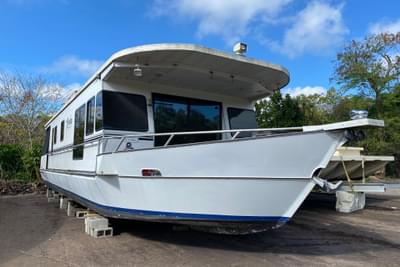 BOATZON | Monticello River Yacht  60 1997