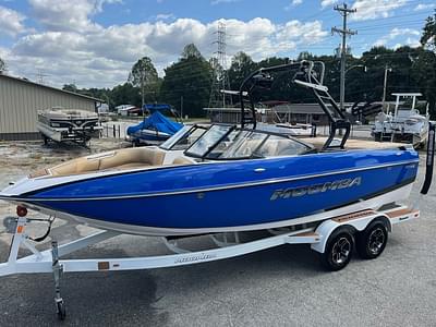 BOATZON | MOOMBA Craz 2022 BOATZON | MOOMBA Craz 2022