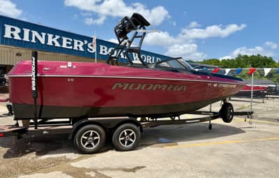 BOATZON | Moomba Max 2020