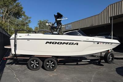 BOATZON | Moomba Max 2021