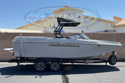 BOATZON | Moomba Max 2022