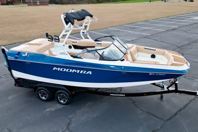 BOATZON | Moomba Max 2024