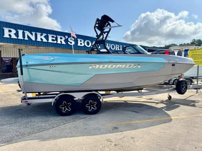 BOATZON | Moomba Max 2027 BOATZON | Moomba Max 2027