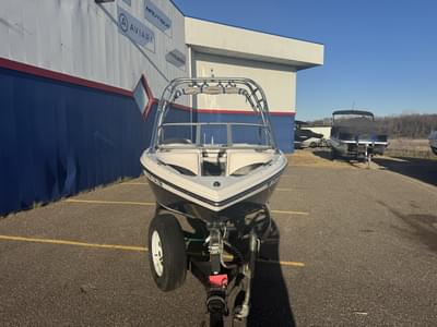 BOATZON | Moomba MOBIUS 2006