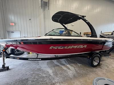 BOATZON | Moomba Mobius LSV 2011