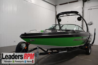 BOATZON | Moomba Mobius LSV 2011