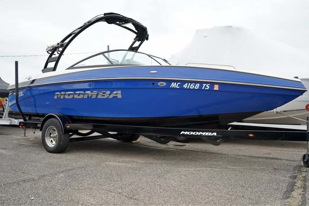 2014 MOOMBA Mobius LSV - Sold Boat