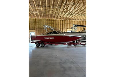 BOATZON | Moomba Mobius XLV 2004