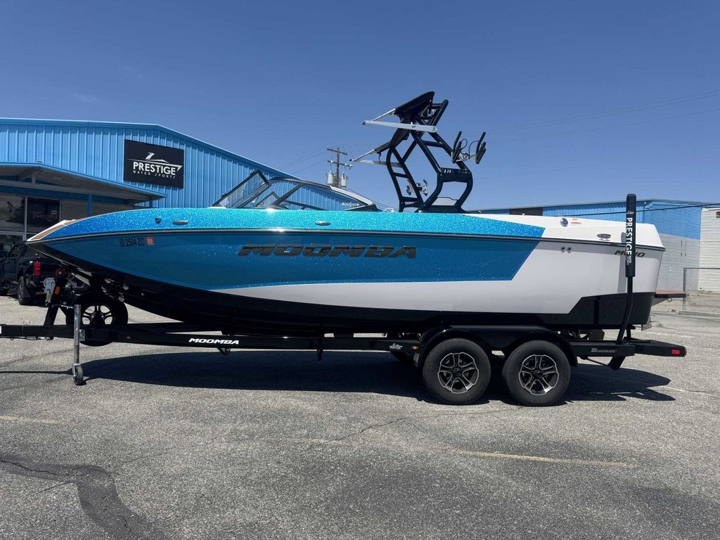 2023 MOOMBA Mojo - Sold Boat