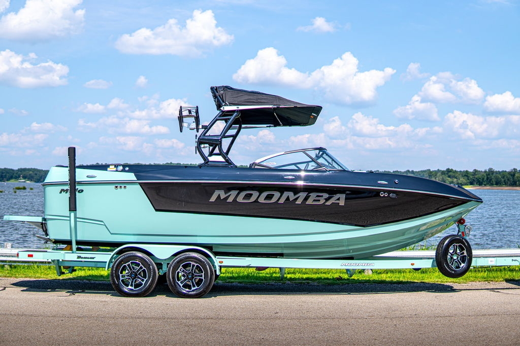 2025 MOOMBA Mojo - Sold Boat
