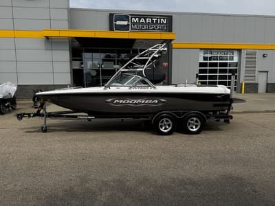 BOATZON | Moomba Outback V 2008