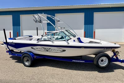 BOATZON | Moomba Outback V 2008