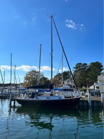 BOATZON | Morris 28 Linda 1990