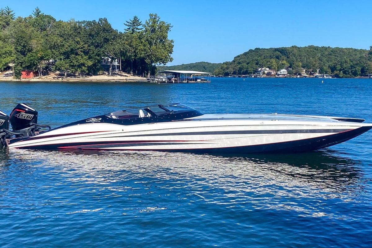 2018 MTI 340X - Sold Boat