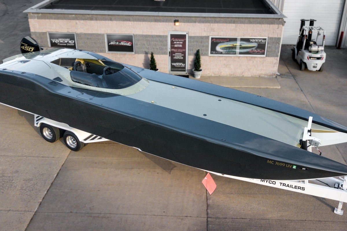 2002 MTI 40RP - Sold Boat