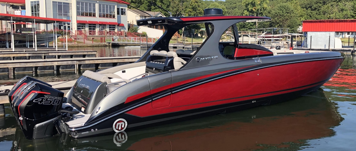 Mystic Powerboats M4200 2020