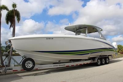BOATZON | Mystic Powerboats M4200 2020