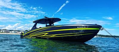 BOATZON | Mystic Powerboats M4200 2023