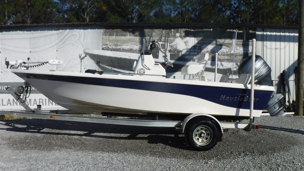 NauticStar 1910 NauticBay 2010