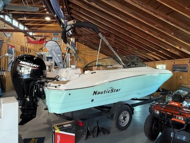 2023 NauticStar 203 DC Sport Deck Boat - Sold Boat