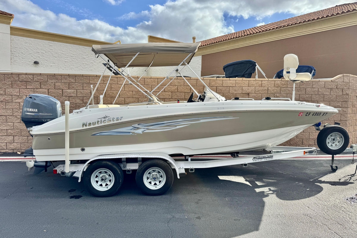2013 NauticStar 203 SC - Sold Boat